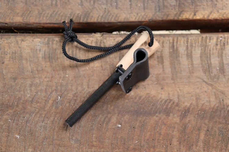 Feuerstahl mit Halterung - LAMINA Knives