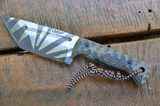 Minerva – Handgefertigtes Bushcraftmesser aus der Schweiz