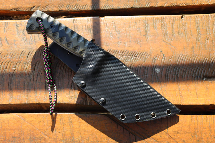 Minerva – Handgefertigtes Bushcraftmesser aus der Schweiz