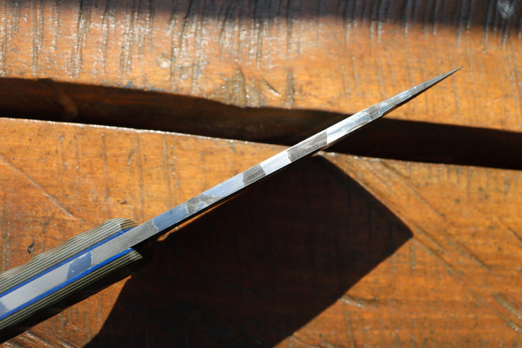 Minerva – Handgefertigtes Bushcraftmesser aus der Schweiz