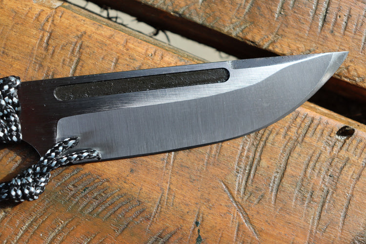 Neptun  – Handgefertigtes Qualitätsmesser Schweiz | LAMINA Knives"